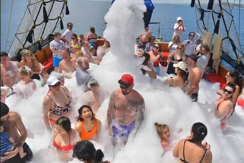 All Inclusive Alanya Pirate Boat Tour with Lunch and Drinks