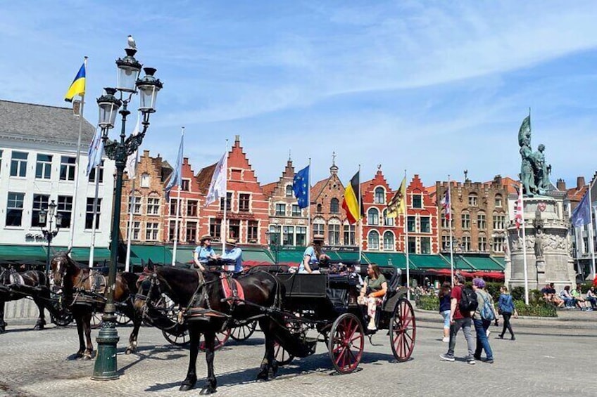 Bruges Highlights & Hidden Gems Small-group Day trip from Paris by Minivan
