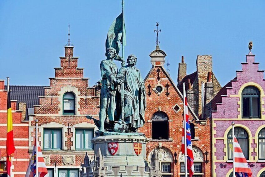 Bruges Highlights and Hidden Gems Small-group Day Trip from Paris by Minivan