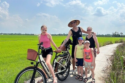 Can Tho Cycling Tour Khmer Village, Countryside and Rice Fields
