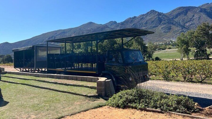 Private Stellenbosch and Franschhoek Wine Tour with Tram Ticket