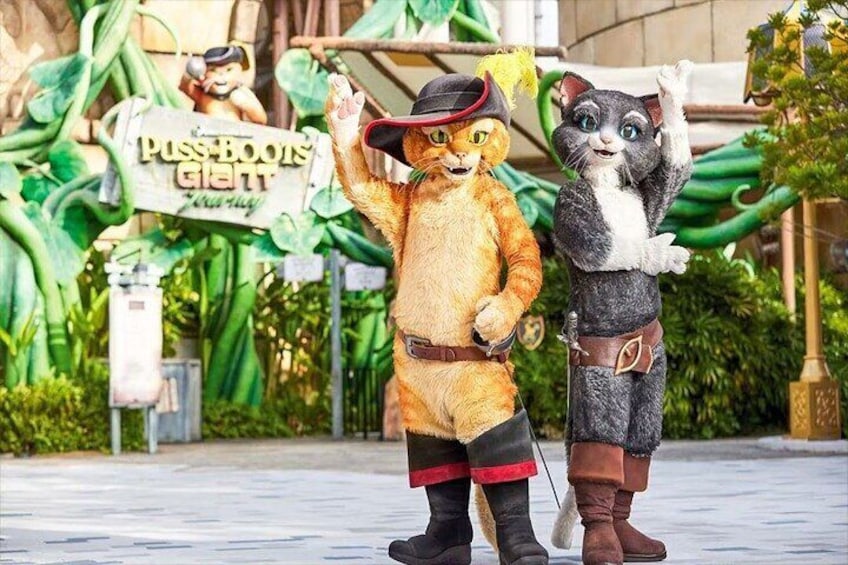 Universal Studios Singapore Admission Tickets + Express Pass