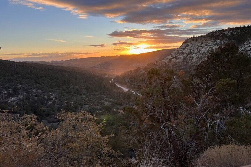 Greater Zion: Chase the Sunset on E-Dirt Bike Tour Yant Flats 