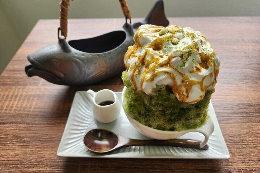 Internationally loved Matcha shaved ice. Made with Zao mountain spring water, frozen over 48 hours. Delicious for only 10 minutes