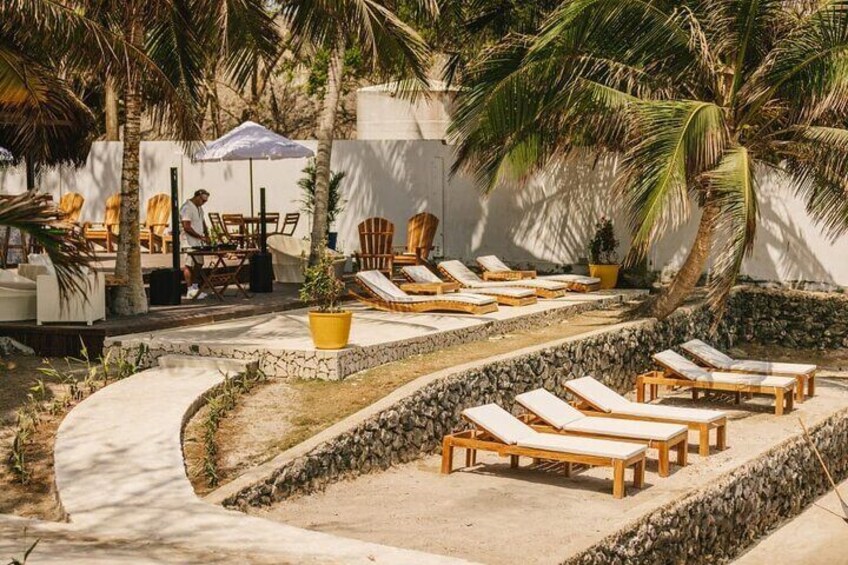 Luxe Beach Club At Rosario Islands Italian Vibes