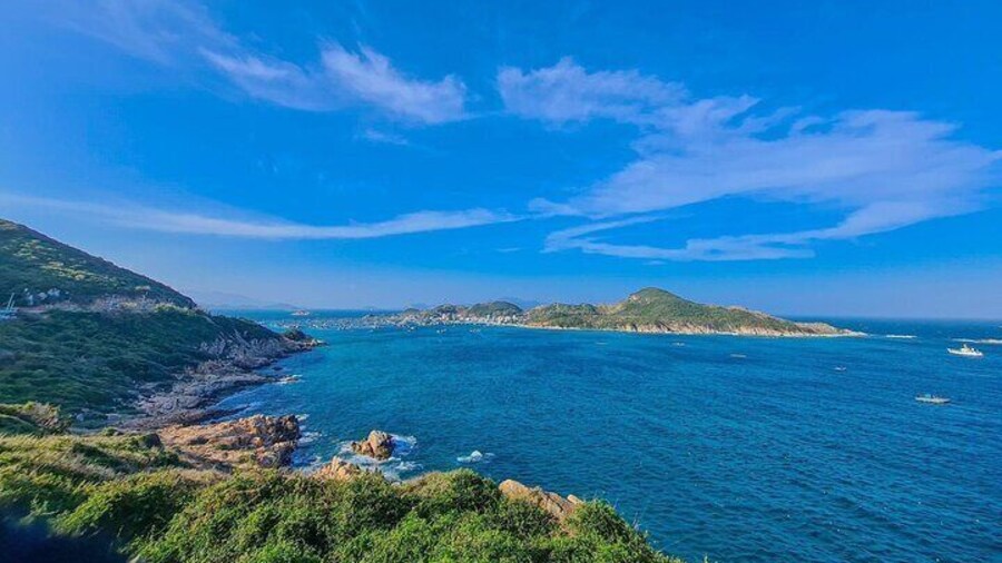 Vinh Hy Bay Escape: Snorkeling & Swim Adventure from Mui Ne
