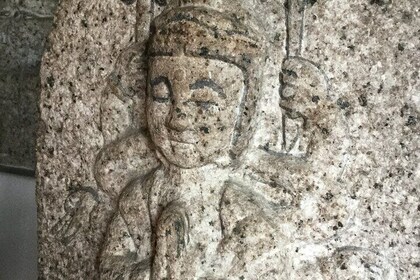 Buddhas at a Temple and Tea Ceremony Experience