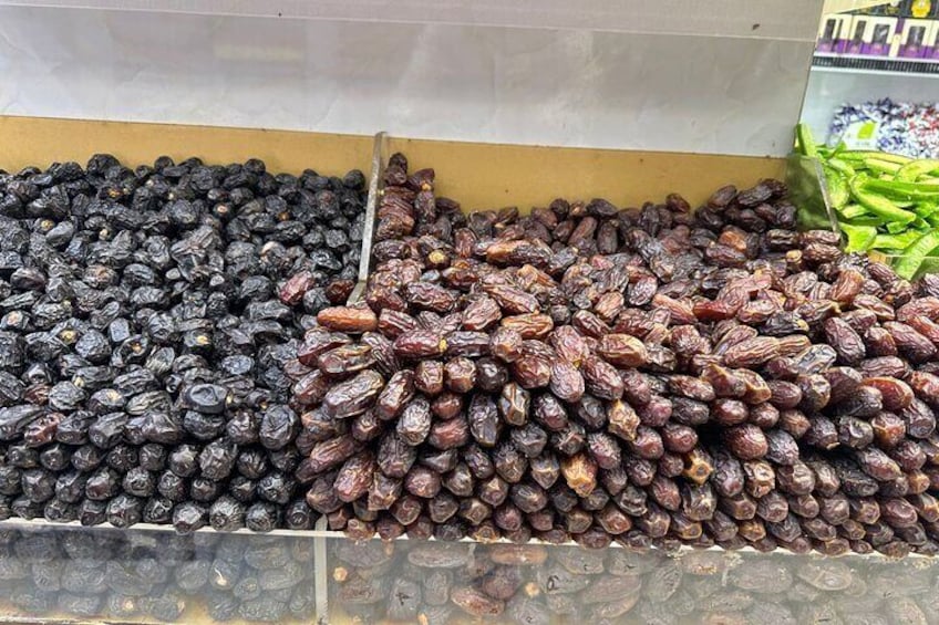 Old Dubai shopping Tour with Spice and Gold Souq Experience