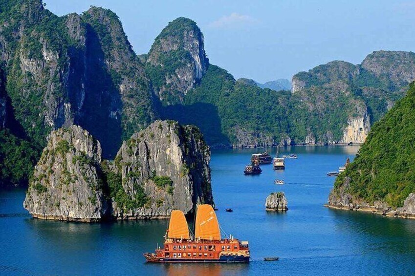 Charming Cruise and Sunrise Magic Full Day Discover Lan Ha Bay