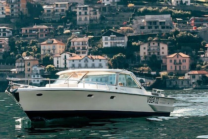 3 hours Private Tour by Colombo Speedboat on Lake Como