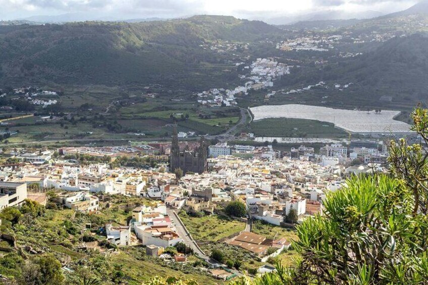 Gran Canaria Food Tour with Distillery Visit and Local Lunch