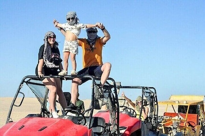Familien Buggy Auto Safari & Kamelfahrt mit Transfer : Marsa Alam
