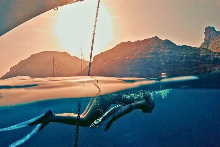 Sunset Dinner on Private Luxury Yacht in Papagayo Beaches