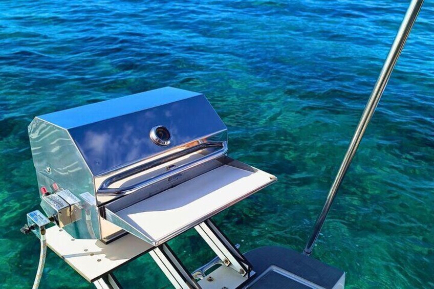 Sunset Dinner on Private Luxury Yacht in Papagayo Beaches