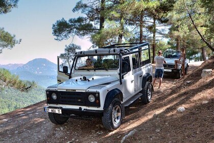 Jeep Safari Private Nature and village Tour