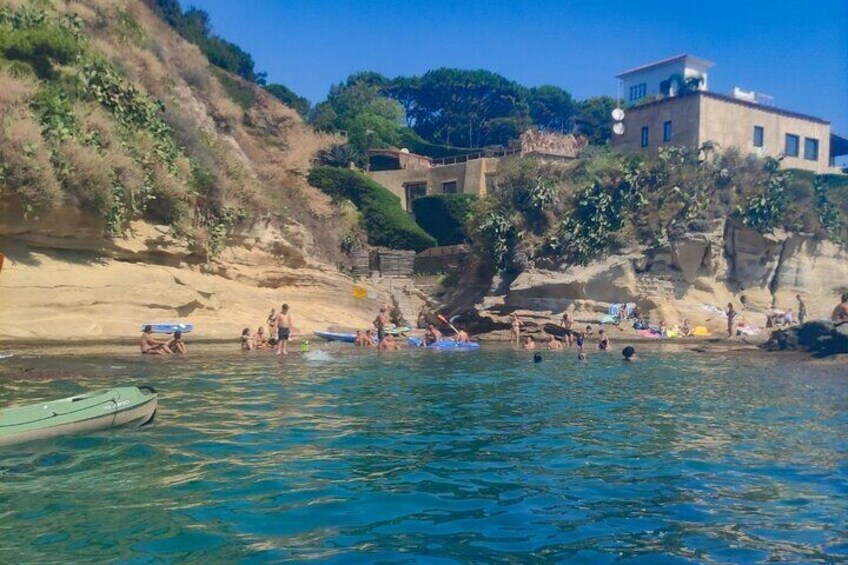 Kayaking in Naples: Guided tour in Posillipo area