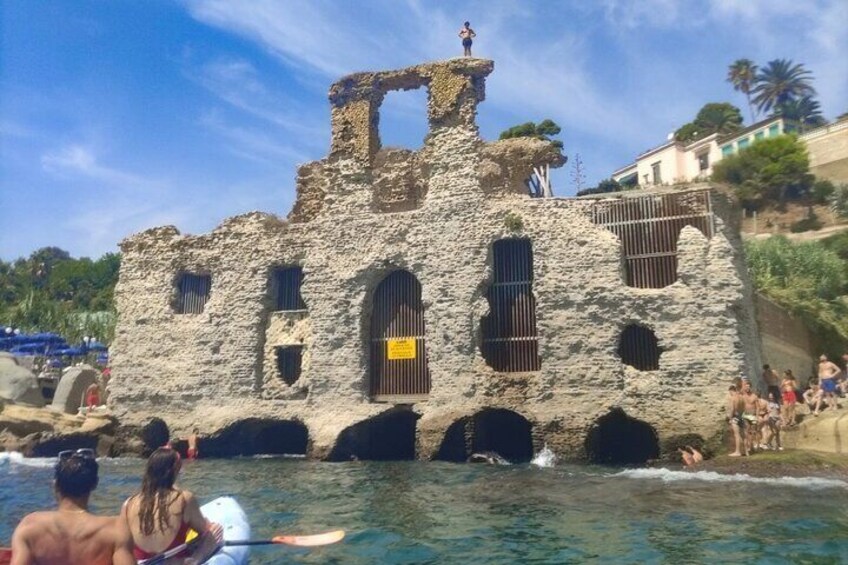 Kayaking in Naples: Guided tour in Posillipo area