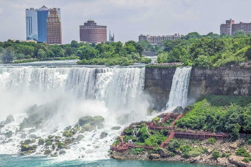 Premium Small Group NYC, Philly, D.C., Niagara, Boston 6 or 7 Day Tour