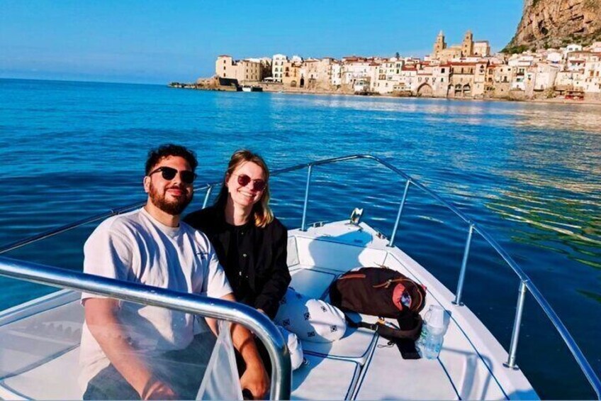 Private boat excursion along the coast of Cefalu