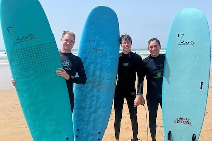 Ride Waves in Comfort: Premium Surf Experience