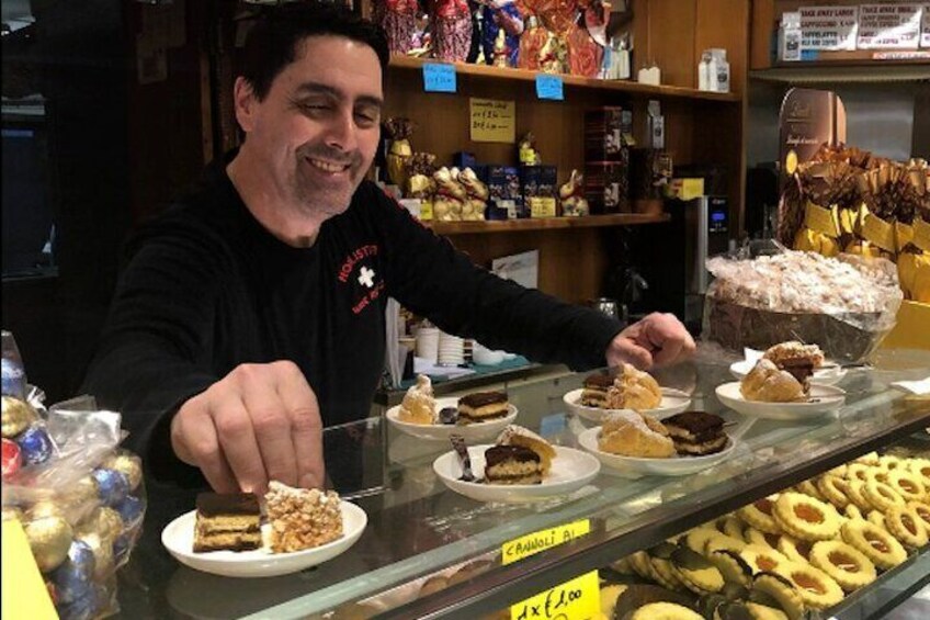 Venice through 10 bites Cicchetti Trail with Wine