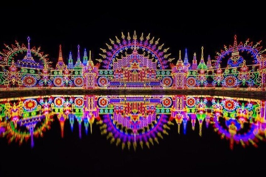 Carnival Entertainment and Dinner Experience in Phuket
