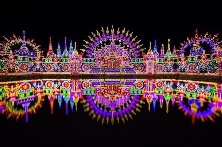Carnival Entertainment and Dinner Experience in Phuket