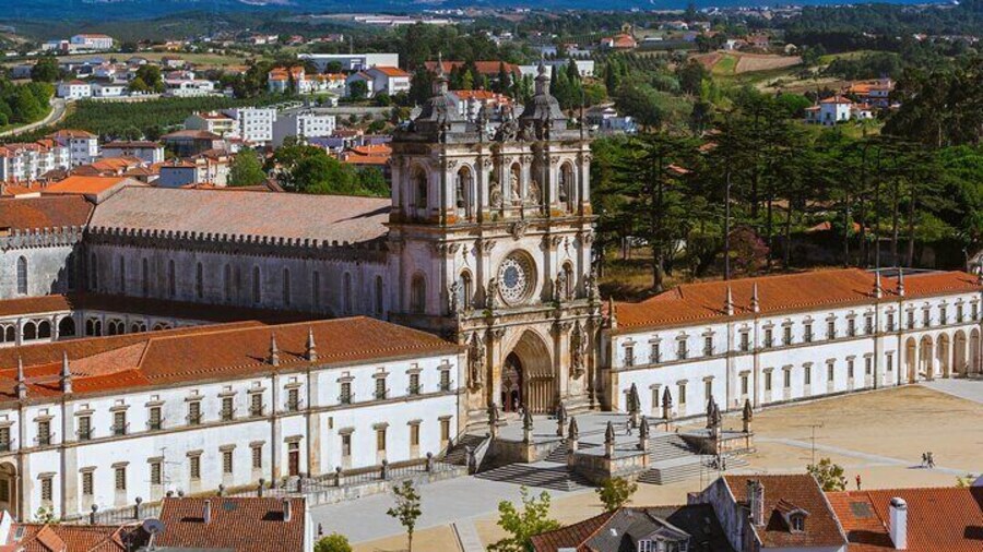 Alcobaça Nazaré and Obidos Private from Lisbon