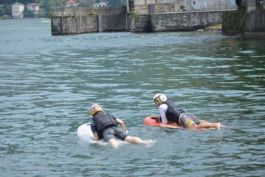 E-foil surf lesson on Lake Como with Aperitivo