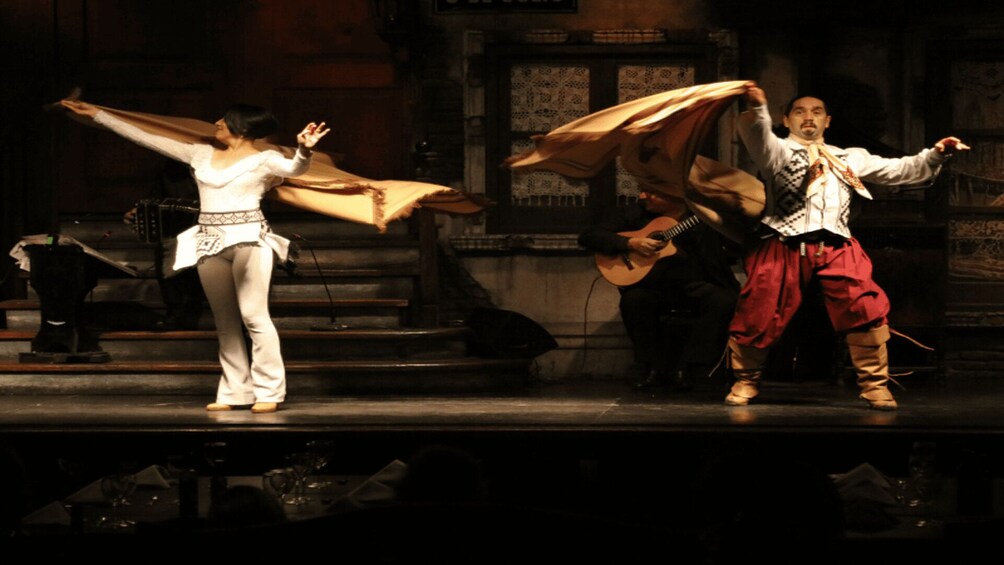 El Aljibe Tango Show with Tango Lesson