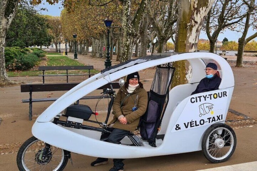 Private Discovery of Montpellier by Bike-Taxi