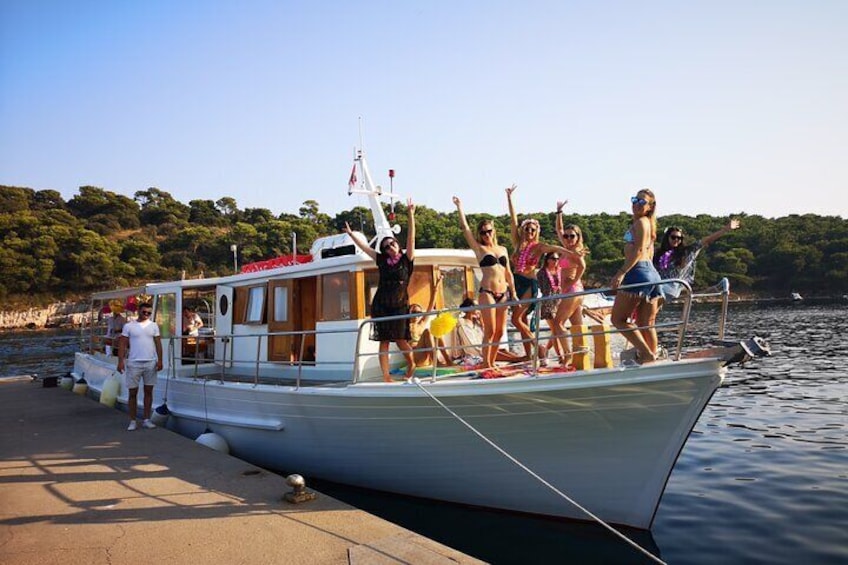 Half Day Private Group Boat Tour in Croatia