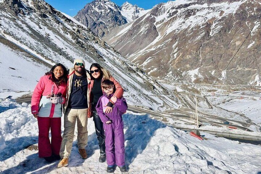 Tour 1 Day Portillo and Lagoon of the Inca from Santiago Picnic