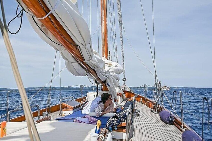Boat tour to Archipelago of La Maddalena from Cannigione