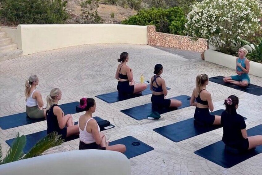 All levels welcome — sessions adapted to beginners and experienced yogis