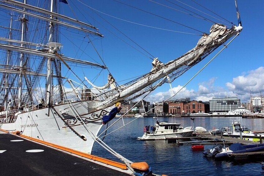 Oslo City Tour and Traditional Norwegian Lunch