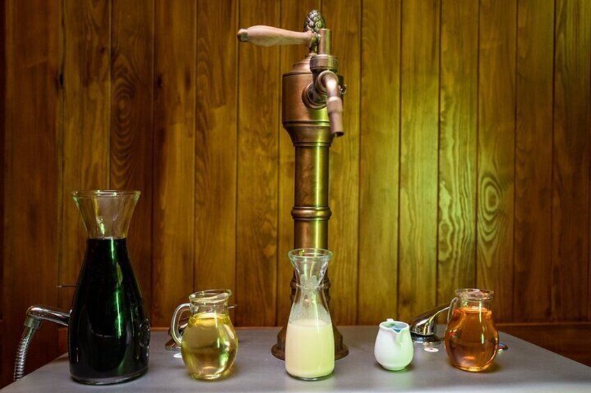 Nectar of Cleopatra Wine Bath with Jacuzzi for Two in Prague