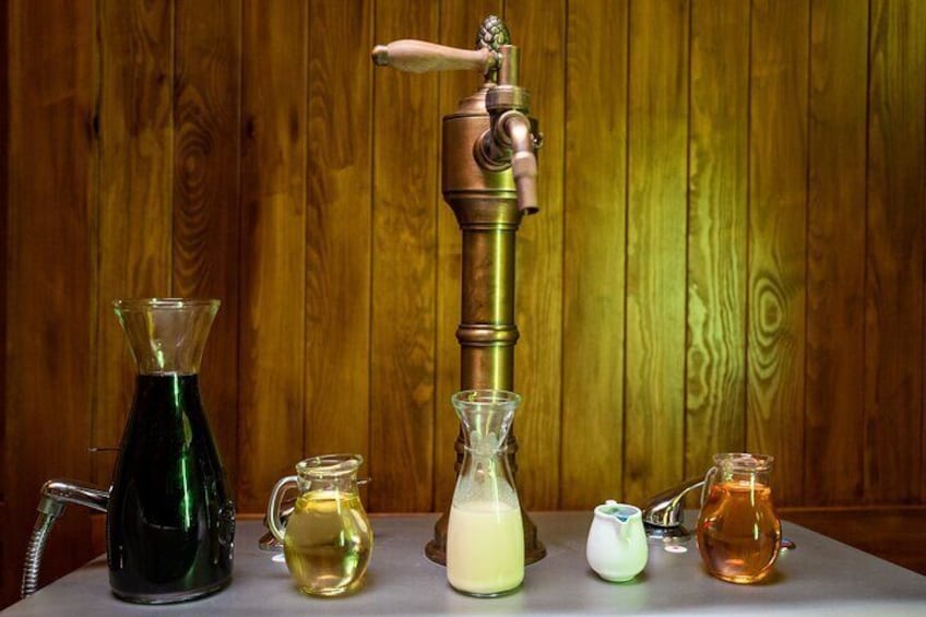 Nectar of Cleopatra Wine Bath with Jacuzzi for Two in Prague