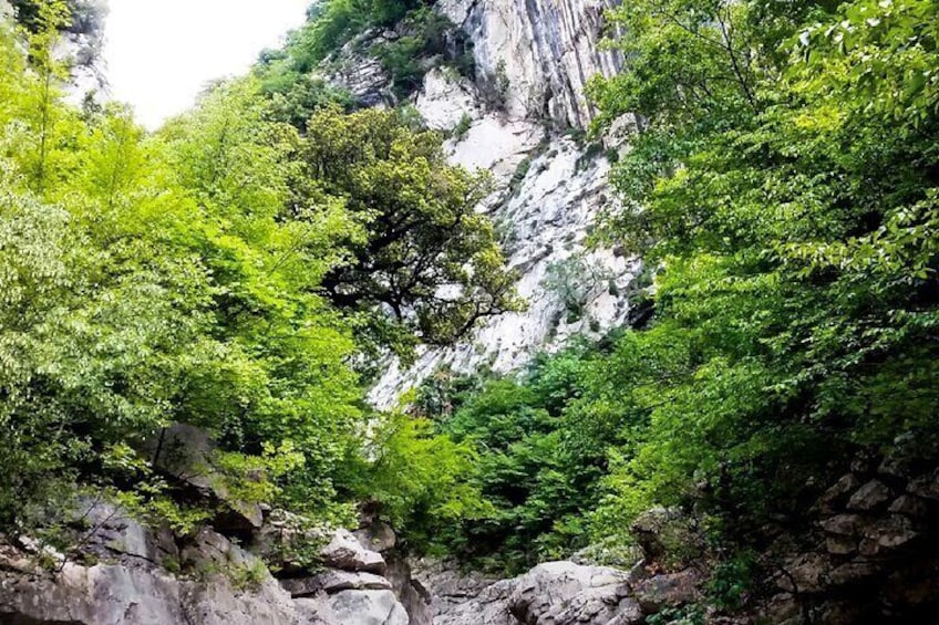 Pëllumbas Daily Excursion Hike to Albania’s Hidden Cave