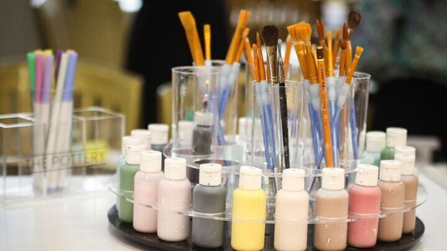 Pottery painting class in Manchester