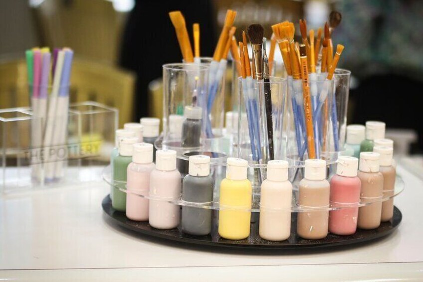 Pottery painting class in Manchester 