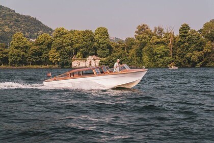 1 H to 4 H Private Bout Tour on Wodden Venetian taxi Boat 6 pax