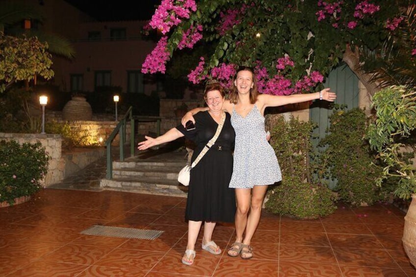Crete: Private Photoshoot at a Location of Your Choice