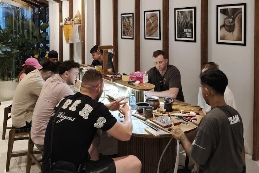 Bali Jewelry Silver Class in Uluwatu with Gold Platting Option