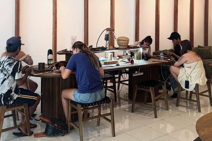 Bali Jewelry Silver Class in Uluwatu with Gold Platting Option