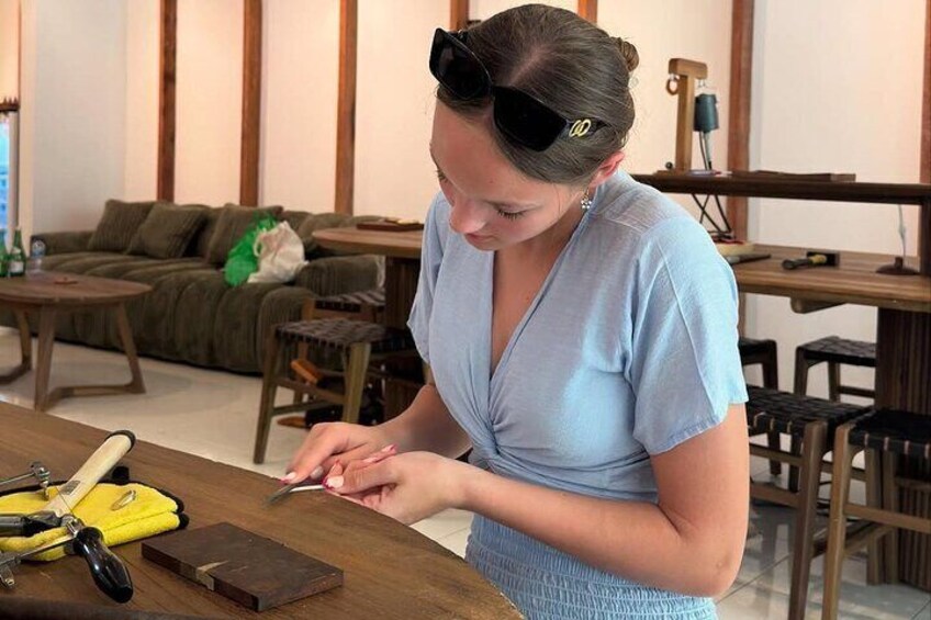 Bali Jewelry Silver Class in Uluwatu with Gold Platting Option