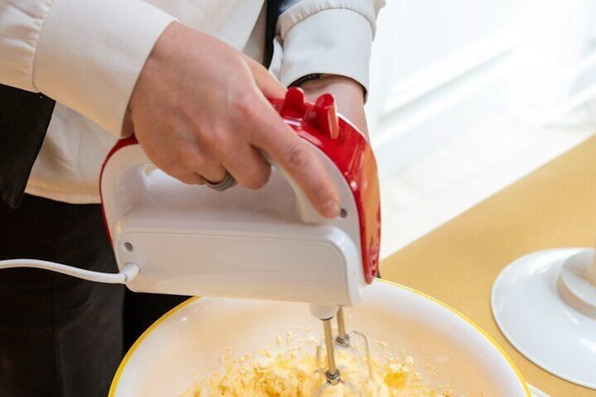 Come Na Vorta Pasta Tiramisu Cooking Class with Wine from Rome