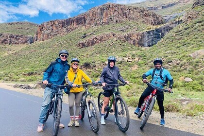 Cycle Lesotho Day Tour
