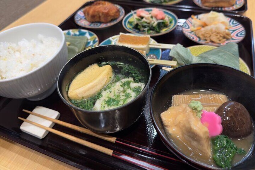 Kanazawa Traditional meal useing “Hu”, made from flour.