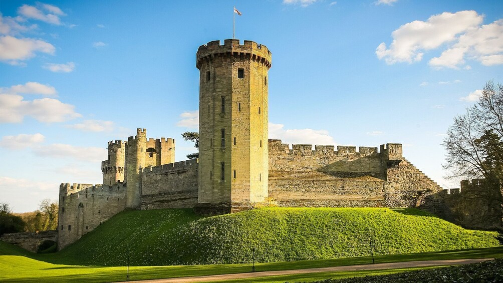 Birmingham: SEALIFE + LEGOLAND Discovery Centre + Warwick Castle + Cadbury 